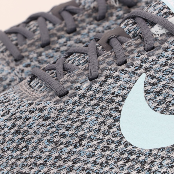 NIke DualTone Racer Running - Picture 6 of 8